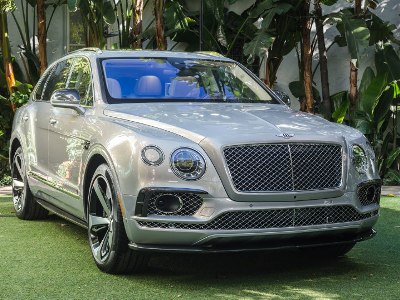 Компания Bentley показала первую спецверсию Bentayga