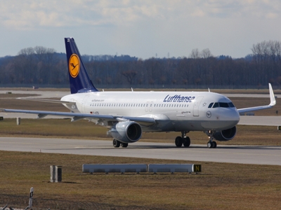 Лайнер A320 с президентом Эстонии на борту экстренно приземлился в Берлине