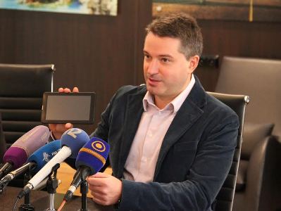 Beeline предоставит планшет абонентам новой услуги «Близнецы+»