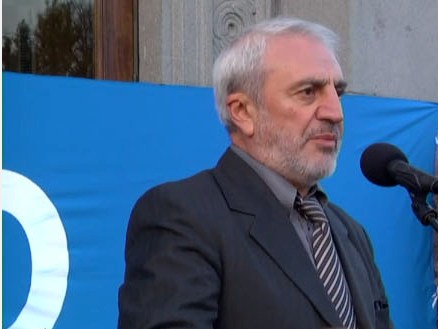 Оппозиционер: В день референдума 6 декабря должен начаться процесс поэтапной смены власти