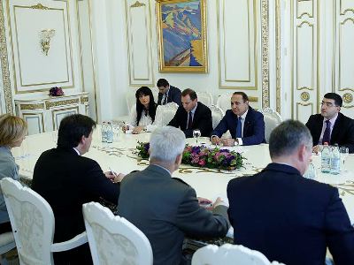 Armenia and Serbia to reinvigorate exchange of experience in military area