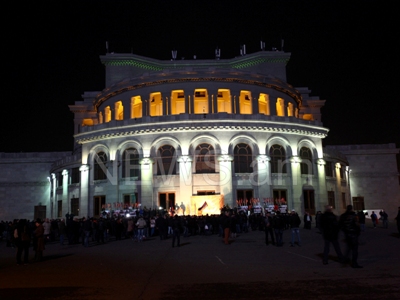 «Նոր Հայաստանի» երթն ավարտվեց. այն հսկում էին ՀՀ երկու փոխոստիկանապետերն ու Երեւանի ոստիկանապետը (ֆոտո)