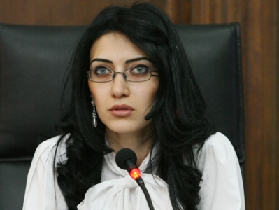«Հրապարակ». Բոլորը կան, բացի Արփինեից