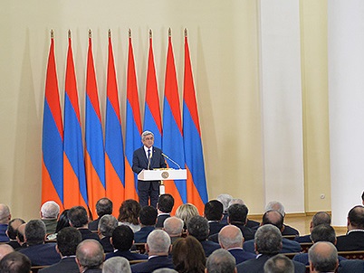 Սերժ Սարգսյան. Տնտեսական տեսանկյունից Հայաստանը 2015 թվականը բավականին սահուն անցավ