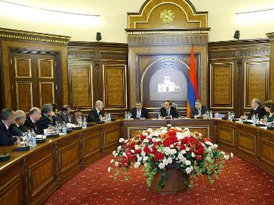 Վարչապետը գոհ է Աշոտյանի աշխատանքից. ԿԳՆ-ին հաջողվել է 2015-ին լուծել իր առջեւ դրված խնդիրները
