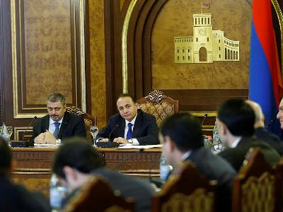 Մեզ համար կարեւոր է բիզնեսի համար թափանցիկ ու մրցակցային դաշտի ապահովումը. վարչապետ (ֆոտո)