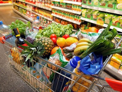 Large Armenia stores to have customs officers for foreigners?
