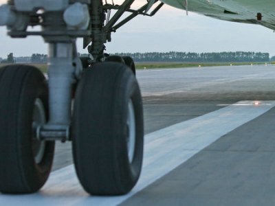 Летевший из Москвы в Таиланд Boeing экстренно сел в Ташкенте