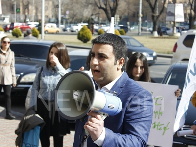Երեւանը մի’ անապատացրեք. սթափության կոչ Երեւանի քաղաքապետարանին (Ֆոտո)