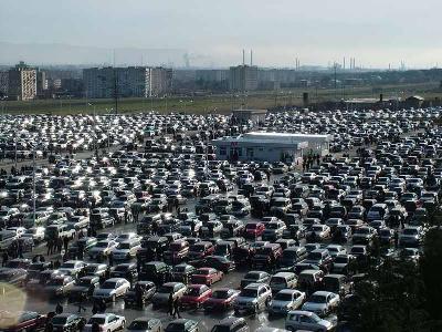 Директор авторынка Рустави: Предпочтения клиентов из Азербайджана и Армении различаются