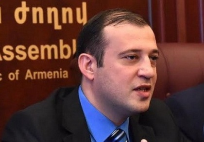 «Իրավունք». Ոչինչ բացառել չի կարելի. Վահան բաբայանը կլքի՞ ԲՀԿ-ն