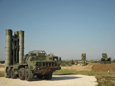 Совфед: Российские зенитно-ракетные комплексы С-400 задержатся в Сирии