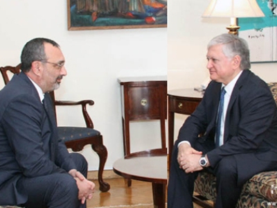 Armenia and Karabakh FMs discuss peaceful settlement of Karabakh conflict