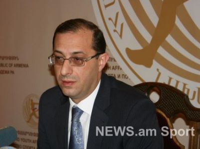 Մարզչական խորհուրդն է որոշում, թե ով խաղա հավաքականում. Սպորտի նախարար