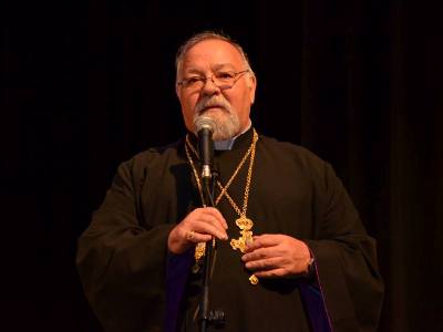 Pope congratulates Armenian archbishop