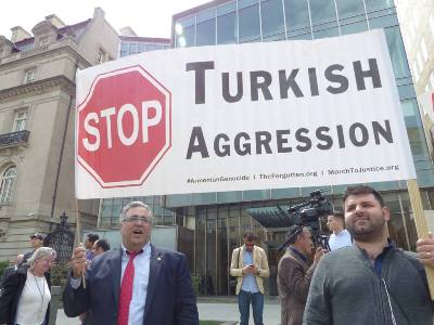 Armenians, Greeks and Kurds stage protest in Washington against Turkey’s Erdoğan