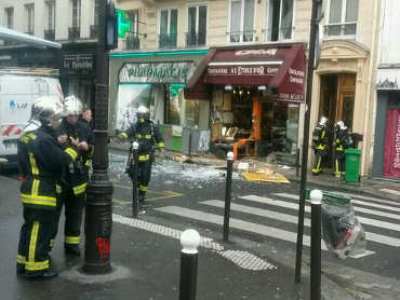 5 people injured in Paris explosion