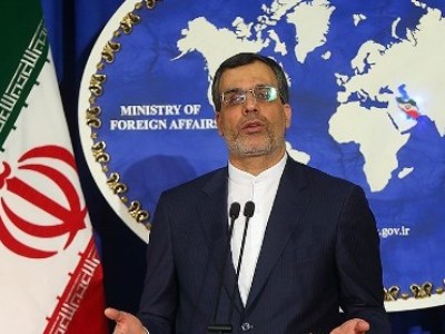 Tehran invites Baku, Yerevan to restraint