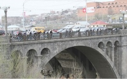 23-ամյա քաղաքացին ընկել է կամրջից ու մահացել