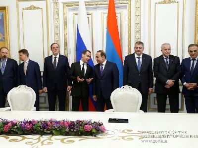 Կառավարությունում հայ-ռուսական մի շարք փաստաթղթեր են ստորագրվել (ֆոտո)