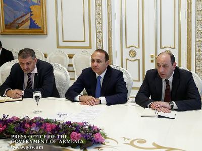 Հովիկ Աբրահամյանն ու ԵՏՀ նախագահը քննարկել են Հայաստանից ԵՏՄ երկրներ ապրանքներ արտահանելիս ԱԱՀ վերադարձի հարցը (ֆոտո)