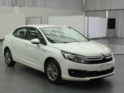 В Китае опубликованы снимки нового седана Citroen C4