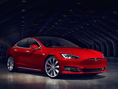 Tesla Model S обновилась