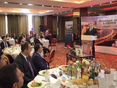 HSBC Armenia introduces FOREX risk hedge service (PHOTOS)
