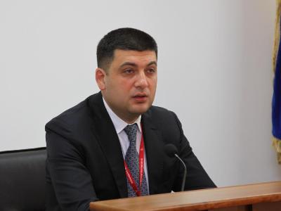 Рада уволила Яценюка и назначила Гройсмана премьер-министром
