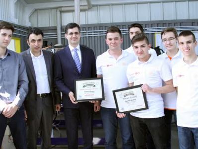 «Այբ» դպրոցի ռոբոտաշինության թիմը ԱՄն-ից վերադարձել է արծաթե մեդալով