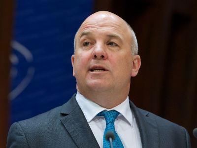 CoE Commissioner urges Armenia and Azerbaijan to sit down at negotiation table