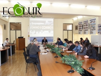 Շուն, շինանյութ եւ հագուստ վաճառողները կլքեն «Վերնիսաժը»