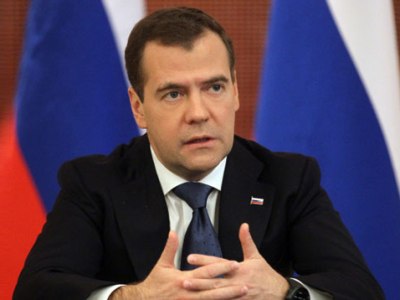 Медведев: российская экономика может быть стабильна без доходов от нефти и газа