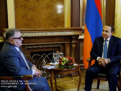 Armenia PM and OSCE official discuss collaboration