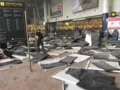 Более 100 пострадавших в результате теракта посетили аэропорт Брюсселя