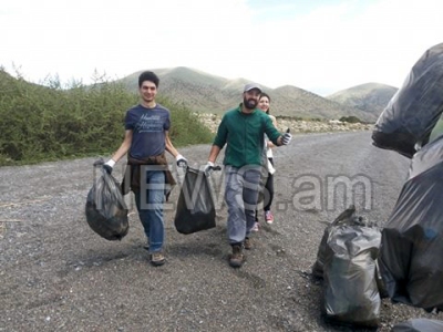 Համասեւանյան աղբահավաք. միացել են նաեւ դպրոցականներ եւ տարբեր խմբեր (ֆոտո)