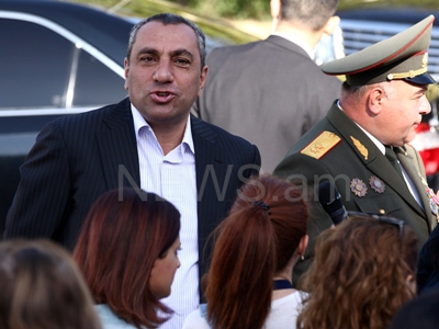«ՀԺ». Էս ո՞ւմ շաքարն է. համառ լուրեր կան, թե հայտնվել է շաքարավազ, որը կապ չունի Սամվել Ալեքսանյանի հետ