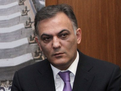 Գագիկ Բեգլարյանը պնդում է՝ թիկնապահներ չունի, եւ ծեծկռտուքի հետ առնչություն չունի