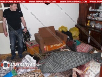 Բնակարանում տղամարդու դի է հայտնաբերվել՝ դաստակի եւ  պարանոցի հատվածում կտրած վերքերով (ֆոտո)
