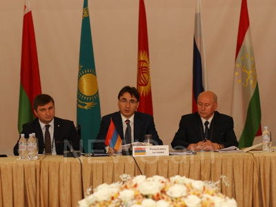 Երեւանում ընթանում է ՀԱՊԿ ԱԱԽ քարտուղարների հանձնաժողովի նիստը (Ֆոտո)