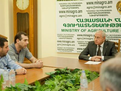 Այս տարի առատ բերք է սպասվում, հատկապես լոլիկի մասով. նախարար