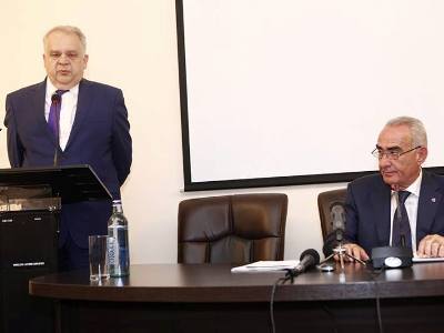 Ռուբեն Միրզախանյանը վերընտրվեց ռեկտորի պաշտոնում