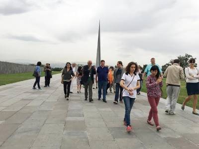 WFIMC delegates visit Armenian Genocide Memorial