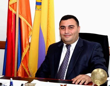«ՀԺ». Գեներալ Մանվելի որդին չի պատրաստվում թողնել «աթոռը»