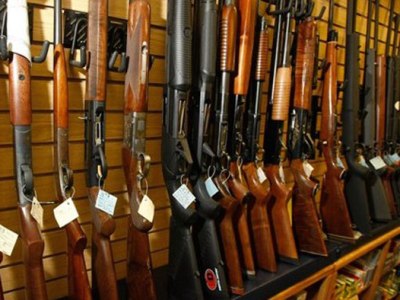 В США обсуждают вопрос ужесточения процедур продажи оружия