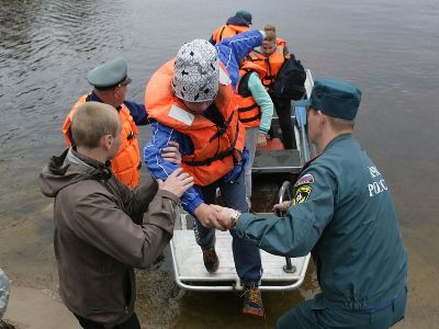 Опознаны тела 13 жертв  трагедии на озере в Карелии