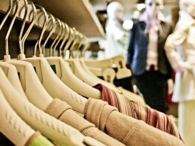Мужские рубашки Zara и Mango признали опасными для здоровья