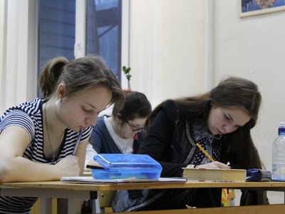 Правительство Армении утвердило бесплатные учебные места в средних специальных учебных заведениях