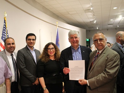Governor signs law mandating teaching Armenian Genocide in Michigan public schools