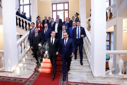 «Ժամանակ». Առաջին հարվածը ռուս-թուրքական հաշտությունից՝ հարված գրպանին